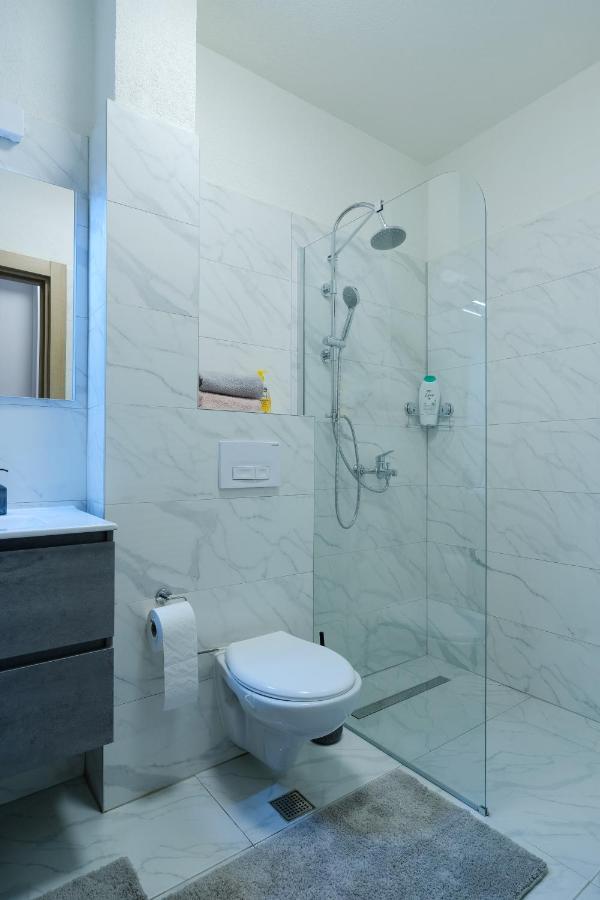 Sara Apartments فيسوكو المظهر الخارجي الصورة